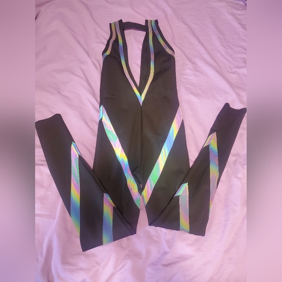 Bodysuit, It says a small but it fits more like an extra small. - Picture 3 of 4